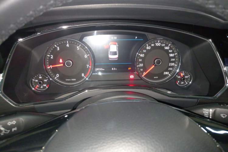 Used Volkswagen Phideon 2019 380TSI Two-Wheel Drive Business Edition China VI Standard
