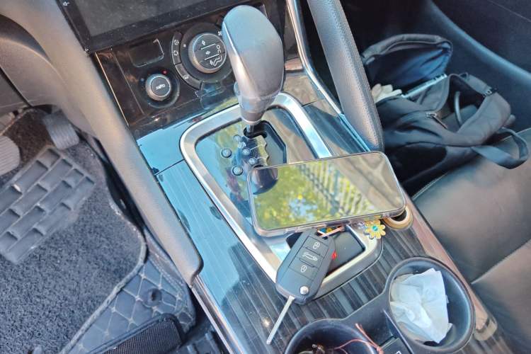 Used Peugeot 3008 2013 2.0L Automatic Trend Edition
