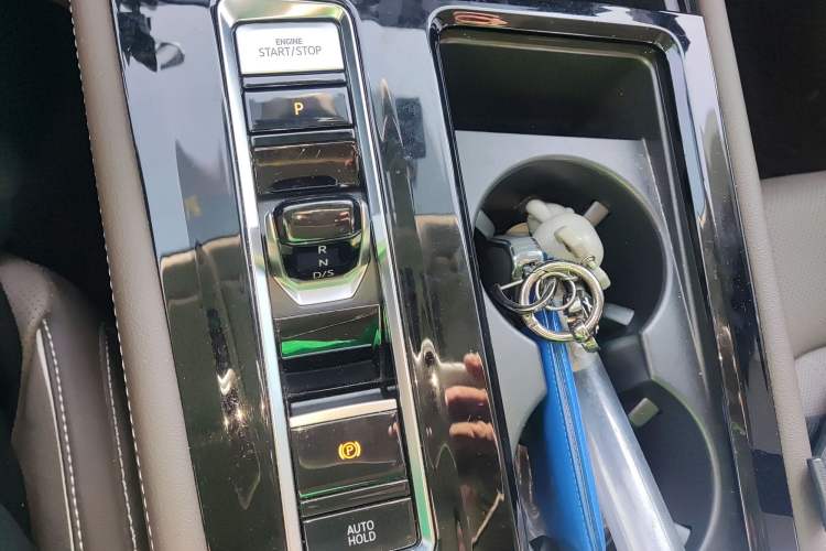 Used Volkswagen Viloran 2023 380TSI Prestige Edition
