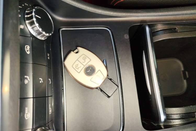 Used Mercedes-Benz CLA 2018 CLA 220 4MATIC
