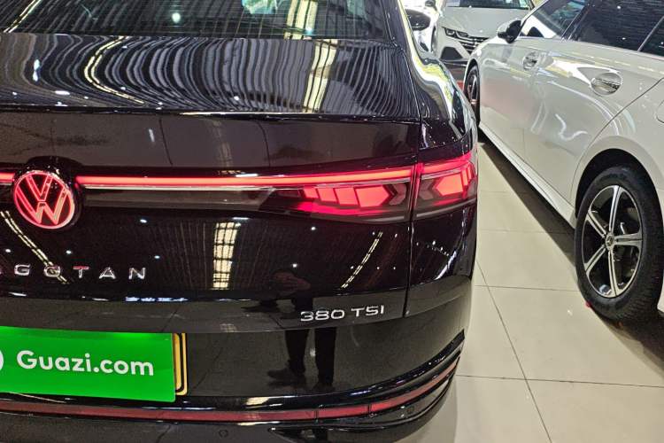 Used Volkswagen Magotan 2024 380TSI DSG Prestige Edition
