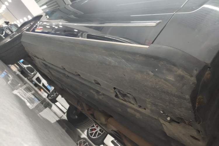 Used Mercedes-Benz GLK-Class 2013 GLK 300 4MATIC Dynamic Sunroof Model