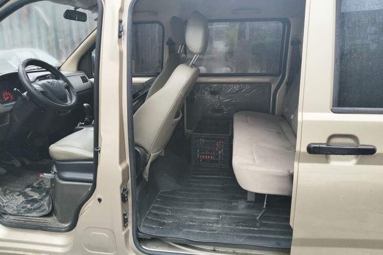 Used Wuling Rongguang S 2022 1.2L Standard Edition Air-Conditioned 5-Seater LSI