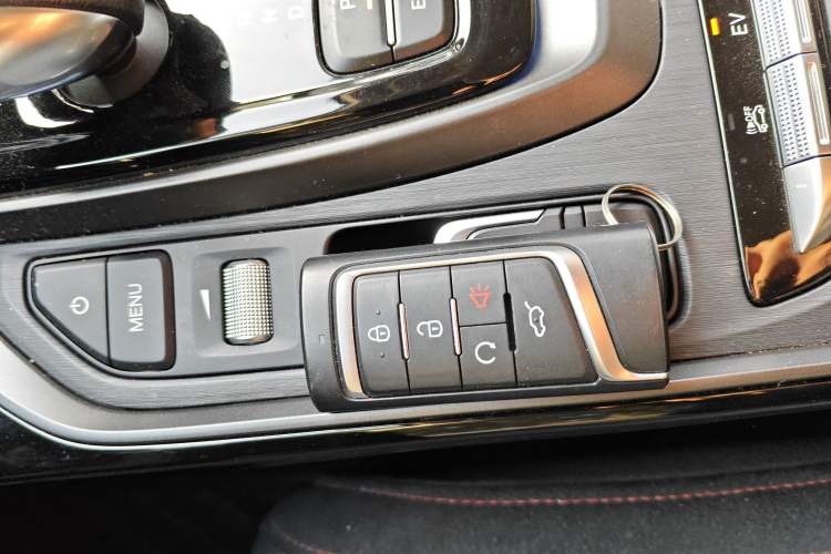 Used GAC Trumpchi GS4 New Energy 2020 1.5T PHEV Smart Enjoyment Version
