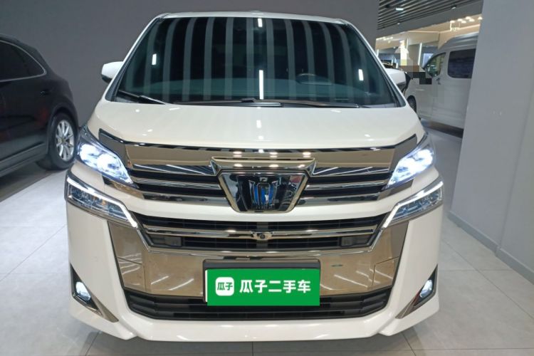 Used Toyota Vellfire 2021 Crown Dual-Engine 2.5L HV Prestige Edition
