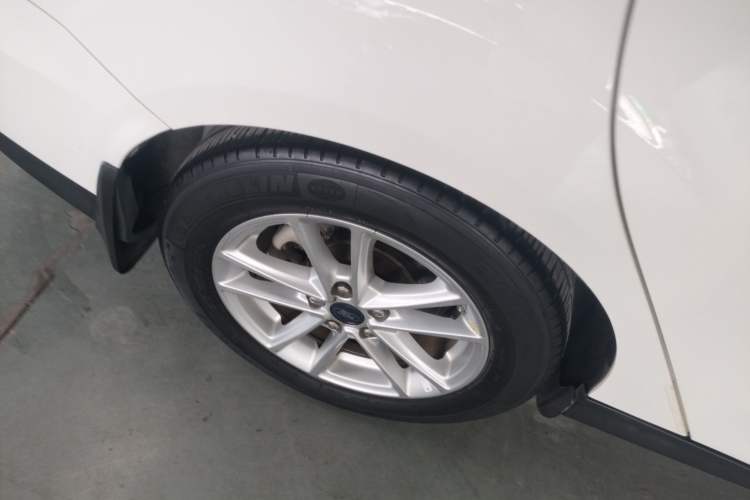 Used Ford Focus 2017 Sedan 1.6L Automatic Fashion Edition Smart Drive Version