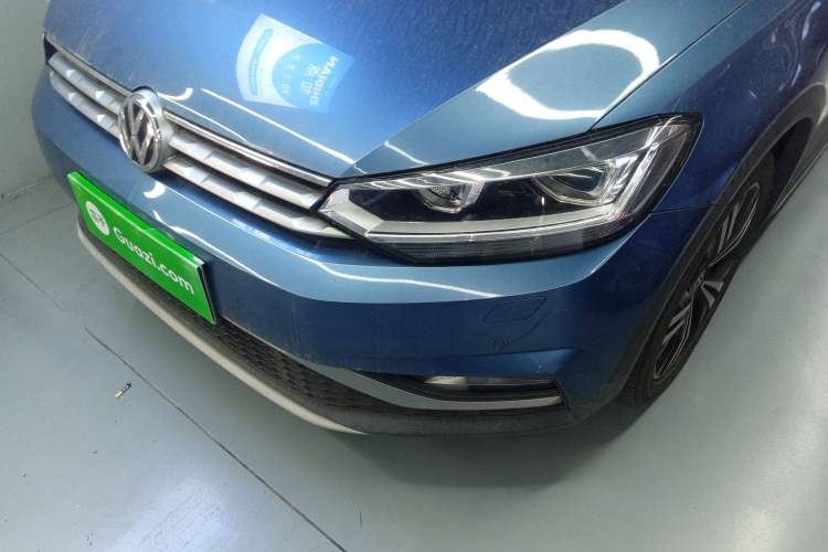 Used Volkswagen Touran 2018 Volkswagen Touran L 280TSI DSG Boundary Edition 7 Seats China V Emission Standard
