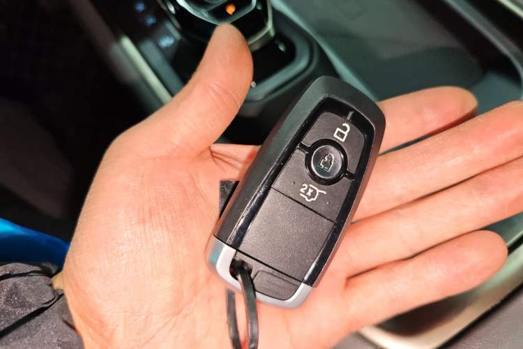 Used Ford Edge 2023 Ford Explorer L 2.0T EcoBoost Four-Wheel Drive 7-Seater Supreme Model
