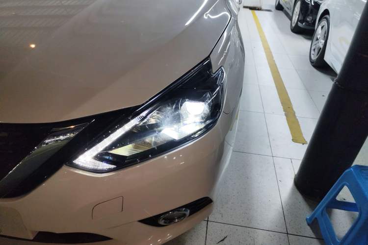 Used Nissan Sylphy 2019 1.6XV CVT Smart Connect Luxury Edition China VI Standard
