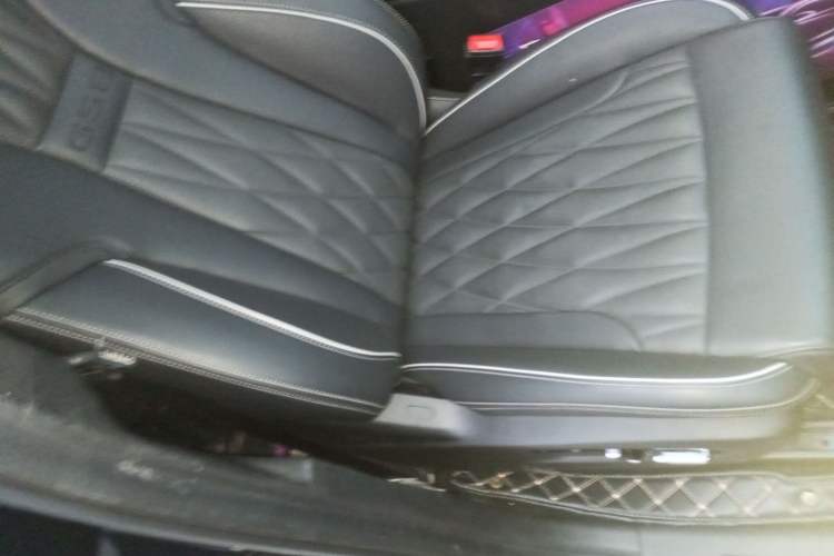 Used GAC Trumpchi GS8 2022 Dual-Engine Series 2.0TM Two-Wheel Drive Prestige Edition (7 Seats)