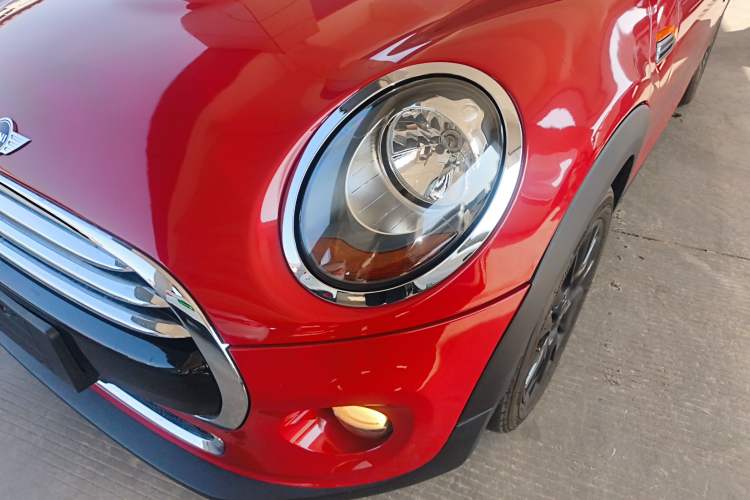 Used  MINI 2016 1.5T COOPER
