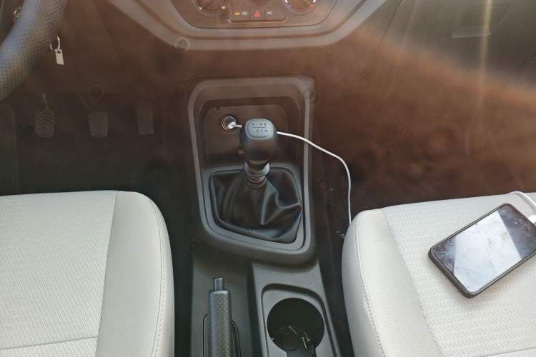 Used Wuling Hongguang V 2022 1.5L Jingqu Edition Electric-Assist LAR