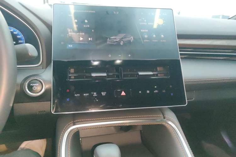 Used Toyota Avalon 2024 Dual-Motor 2.0L Premium Edition
