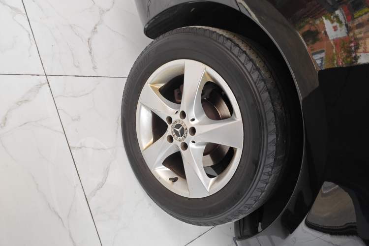 Used Mercedes-Benz Vito 2018 2.0T Elite Version 7 Seats China VI Emission Standard