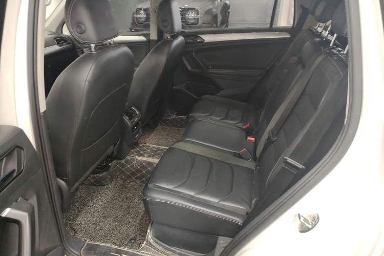 Used Volkswagen Tiguan L 2018 280TSI Automatic Two-Wheel Drive Comfort Edition
