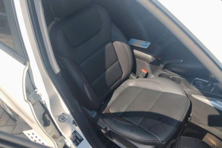 Used Changan CS35 2016 1.6L Automatic Luxury Model China V Standard
