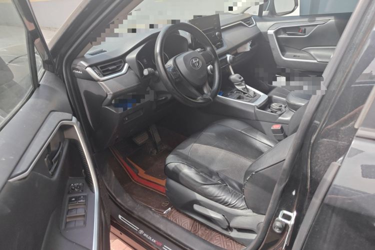 Used Toyota Wildlander 2022 Updated Version 2.0L CVT Two-Wheel Drive Leading Edition
