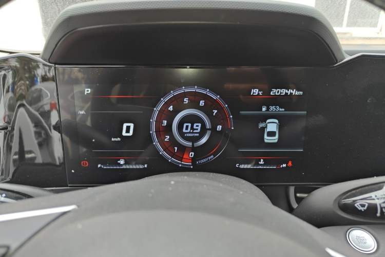 Used Hyundai Elantra 2022 1.5L CVT LUX Prestige Edition
