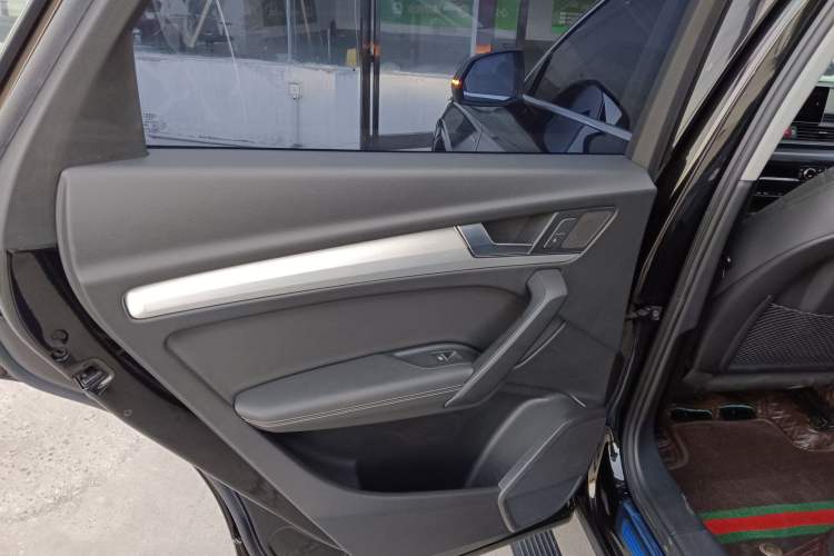 Used Audi Q5L 2020 Updated 40 TFSI Prestige Fashion Edition
