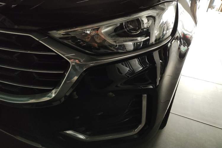 Used Ford Edge 2022 PLUS EcoBoost 245 Four-Wheel Drive Platinum Edition 7-Seater