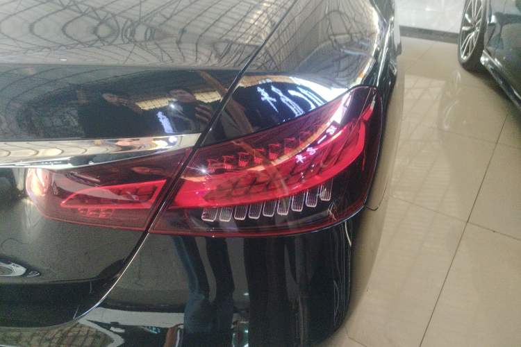 Used Mercedes-Benz E-Class 2023 E 300 L Luxury Model
