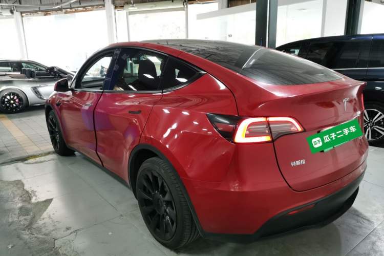 Used Tesla Model Y 2021 Long-Range All-Wheel-Drive Version
