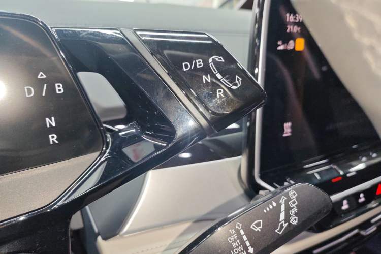 Used Volkswagen ID.6 CROZZ 2022 Long-Range PRO Edition