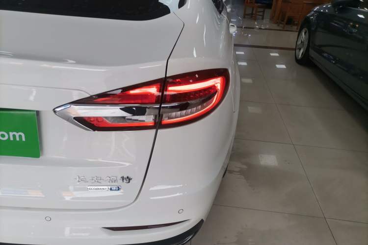 Used Ford Mondeo 2020 EcoBoost 180 Stylish Model
