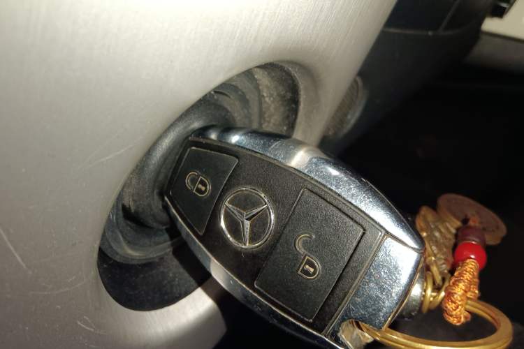 Used Mercedes-Benz GLK-Class 2015 GLK 260 4MATIC Dynamic Edition Ultimate Version
