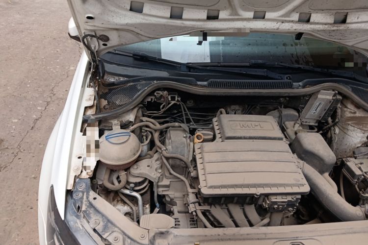 Used Volkswagen Polo 2016 1.4L Manual Fashion Model
