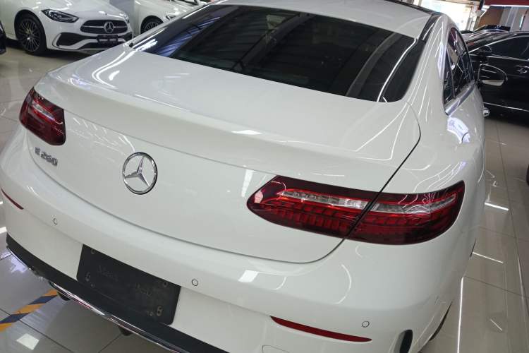 Used Mercedes-Benz E-Class 2023-Year Restyled E 260 Coupe