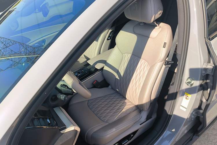 Used BYD Han 2025 DM-i Smart Drive 125KM Elite Model
