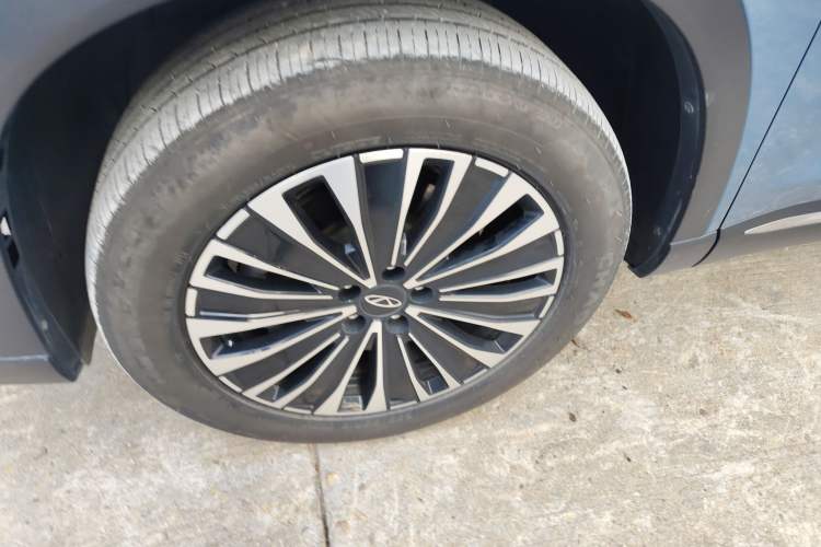 Used Chery Tiggo 8 PLUS C-DM 2025 1.5T 116 km Prestige Version 5 Seats