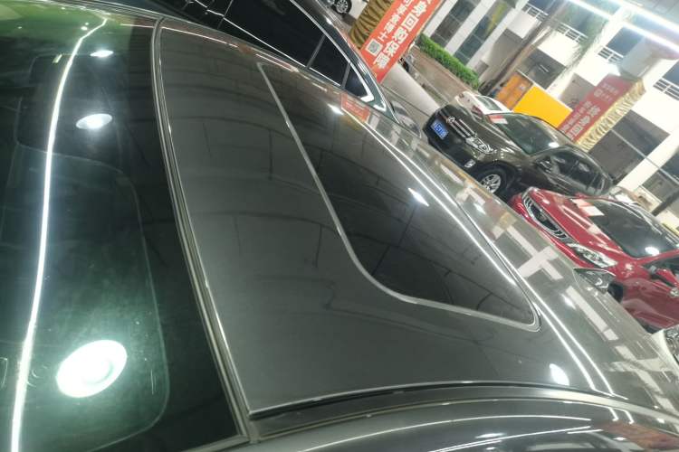 Used Mazda Mazda 3 Axela 2019 Cloud-Controlled Version Hatchback 1.5L Automatic Luxury Model Emission Standard China V
