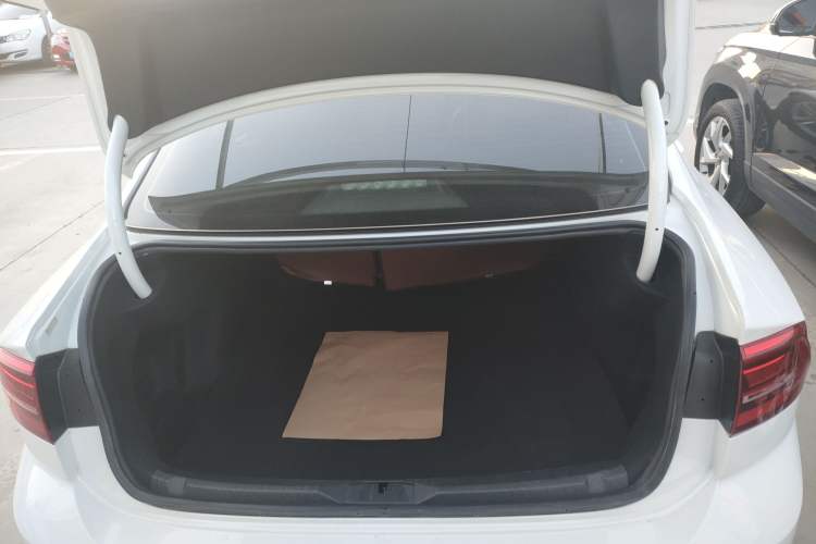 Used Volkswagen Lamando 2021 230TSI DSG Fashion Edition
