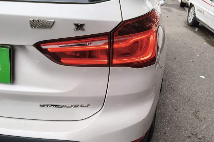 Used BMW X1 2019 sDrive20Li Leading Model
