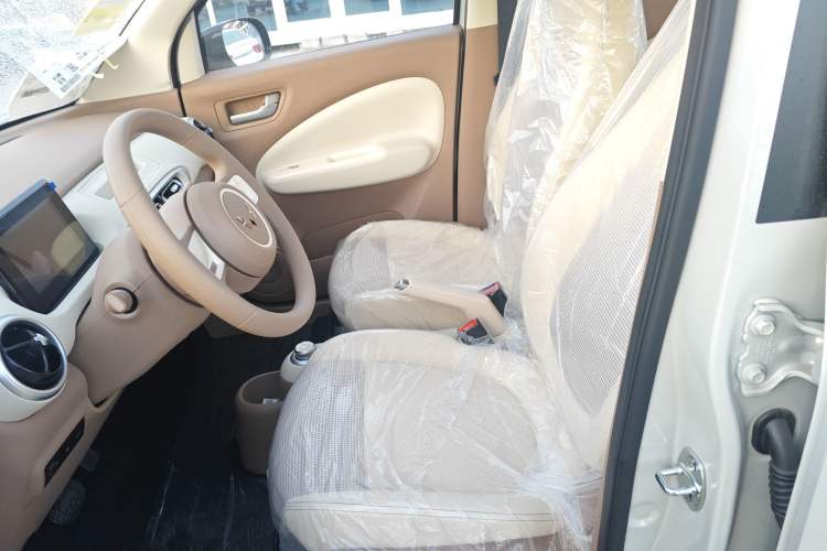 Used Wuling Hongguang MINIEV 2025 Four-Door Version Advanced Edition
