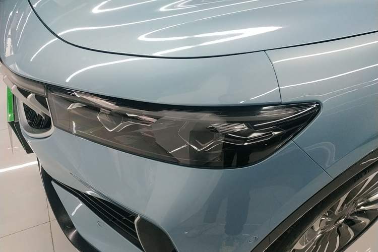 Used VOYAH FREE 2021 Four-Wheel Drive Standard Range-Extended Exclusive Luxury Package
