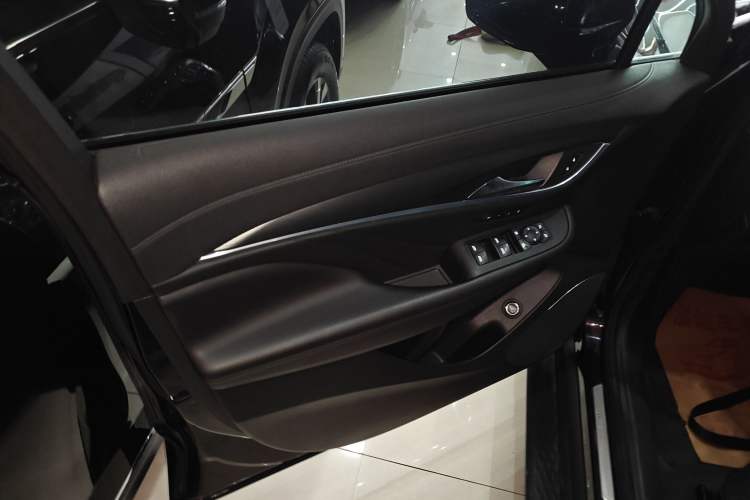 Used Buick Enclave 2020 28T Two-Wheel Drive Prestige Version
