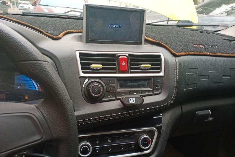 Used SOL E10X 2021 200km Classic Type
