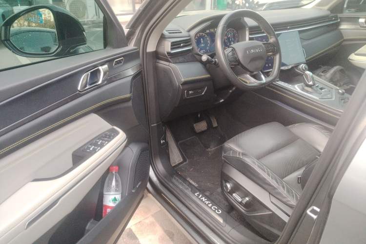 Used Lynk & Co 05 2022 2.0T Two-Wheel Drive Shine Halo
