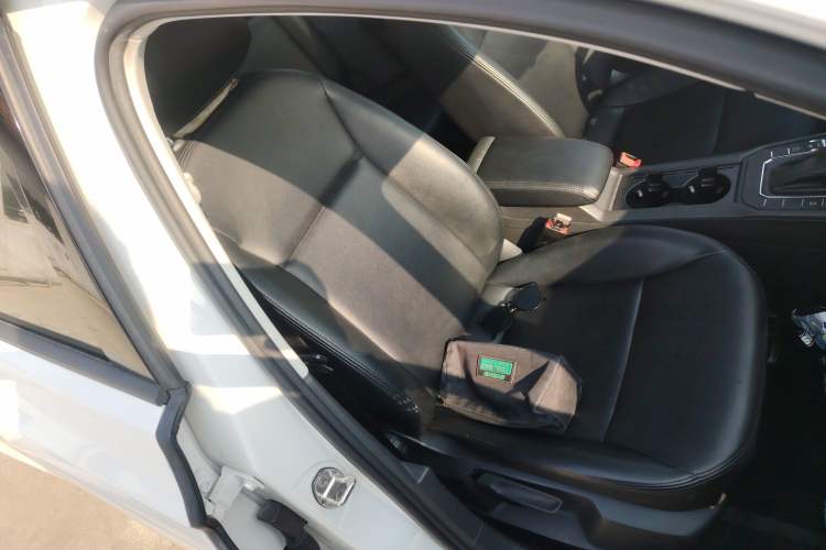 Used Volkswagen Lamando 2019 230TSI DSG Fashion Edition China V Standard