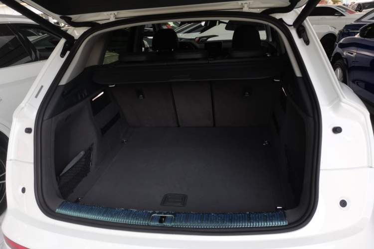 Used Audi Q5L 2018 40 TFSI Prestige Fashion Edition China VI
