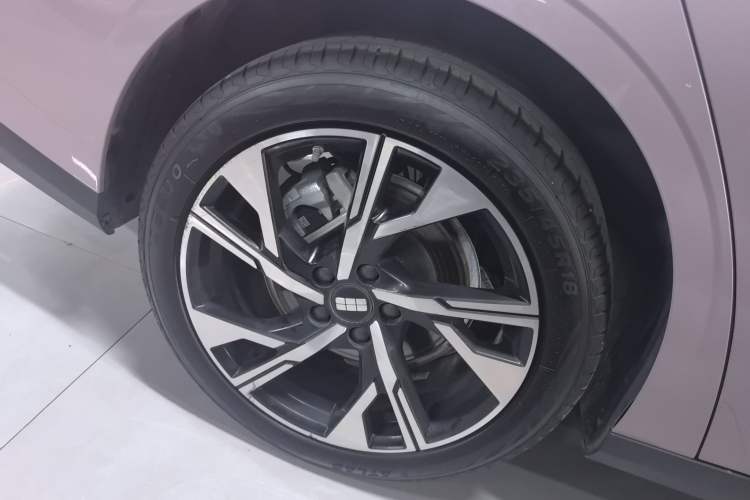 Used  L6 2024 125km Creative Edition
