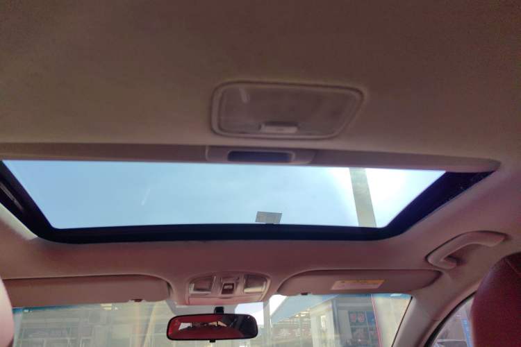 Used Hyundai Elantra 2016 1.6L Automatic ZhiXuan – Elite Version
