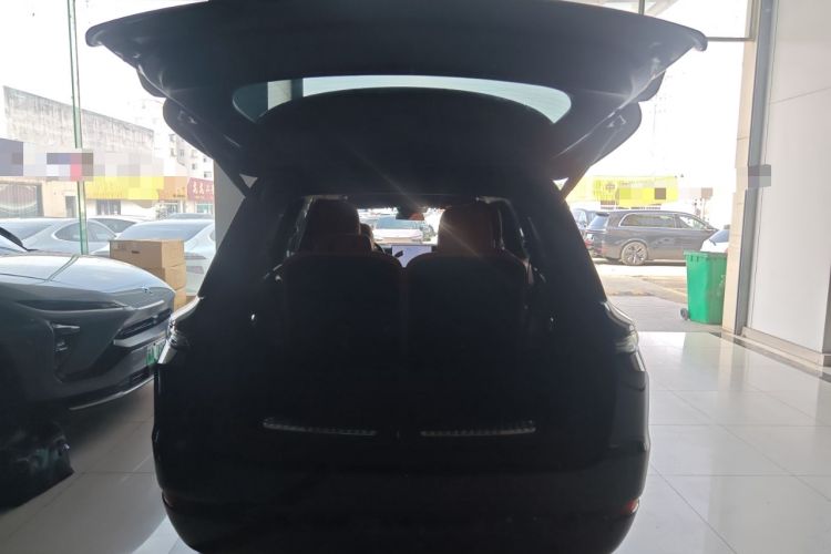 Used Li Auto L9 2022 Max model
