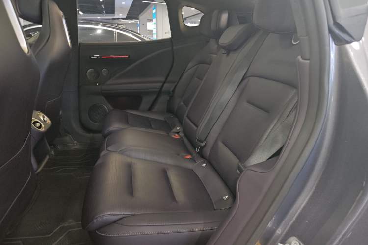 Used  07 2024 Max Extended-Range Edition
