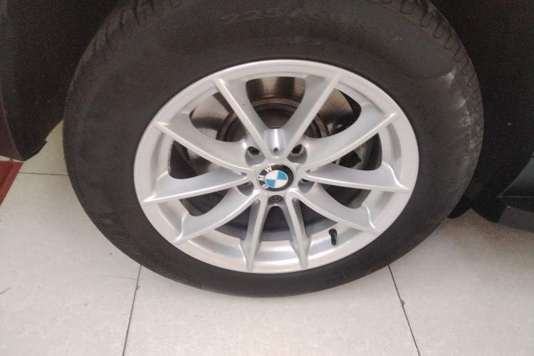 Used BMW X3 2016 sDrive20i
