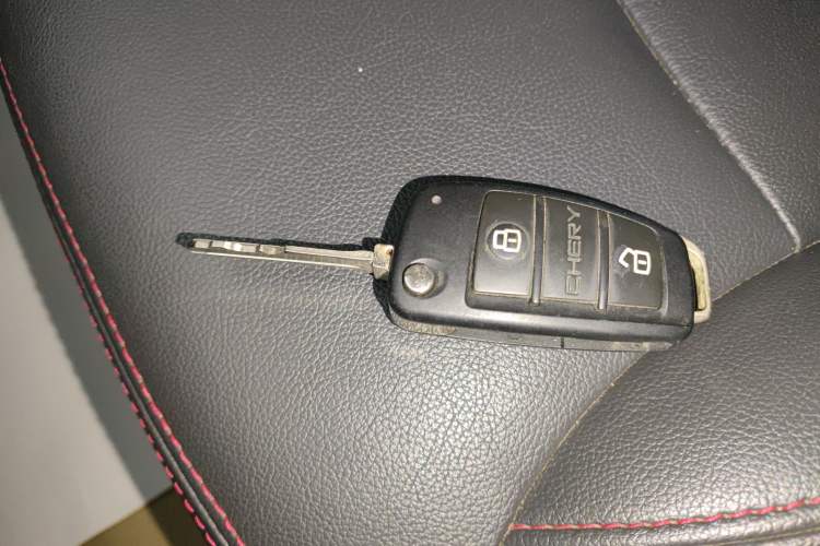 Used Chery Tiggo 3 2015 1.6L CVT ZhiShang Commemorative Edition
