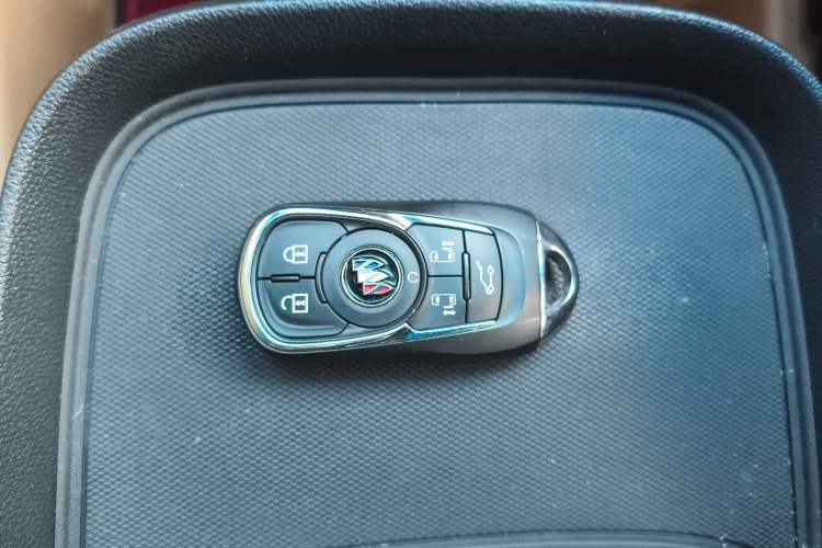 Used Buick GL8 2020 ES Land Cruiser 653T Flagship Model
